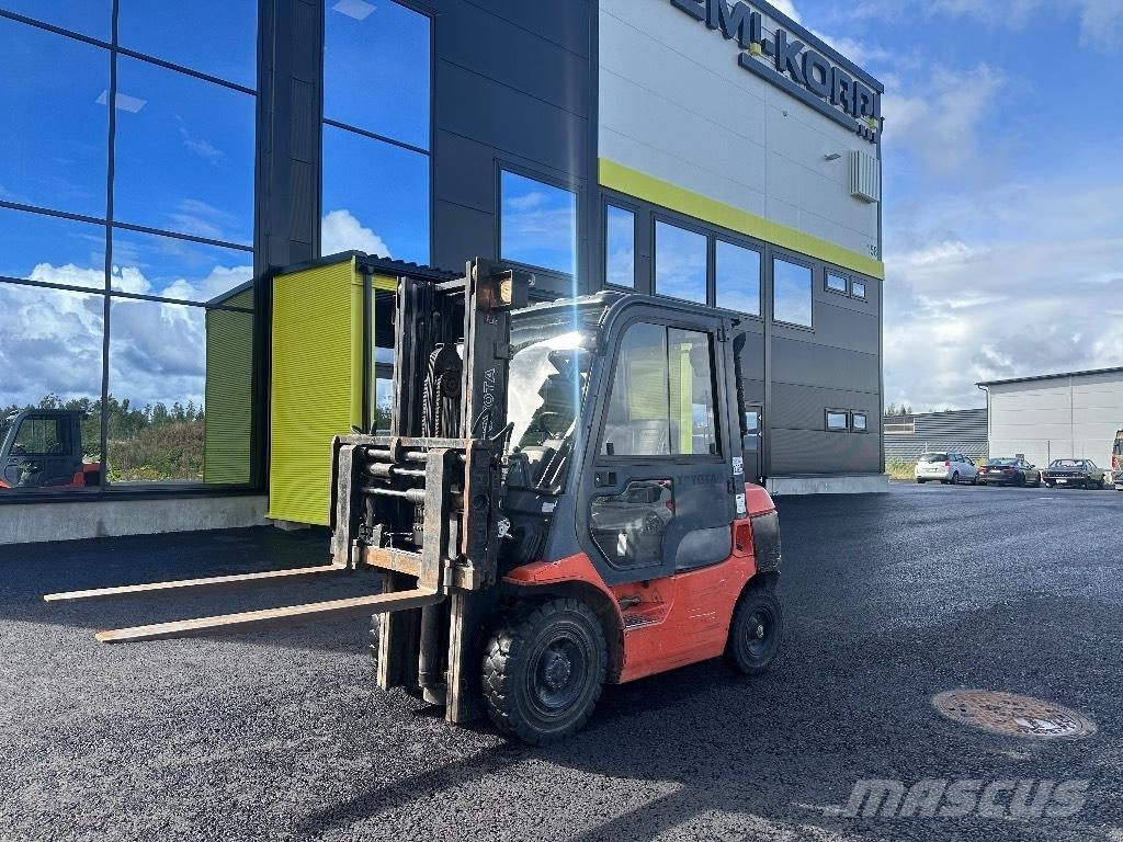 Toyota 02-7 FDF 25 Carrelli elevatori diesel