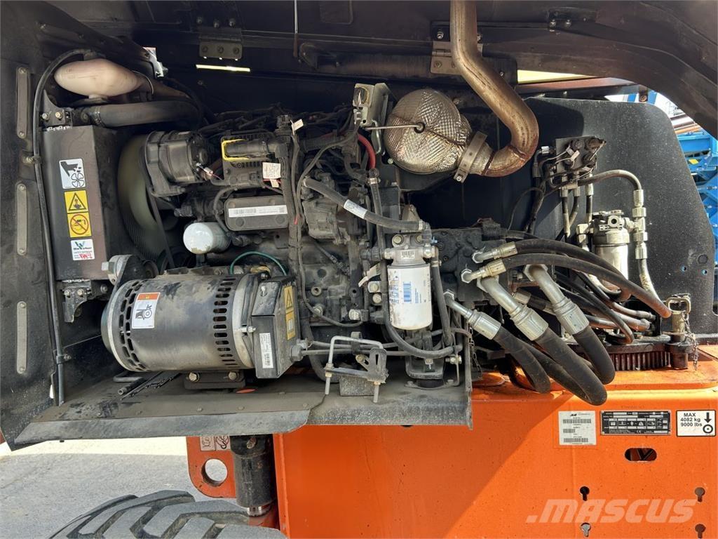 JLG 460SJ (4568) Piattaforme a braccio telescopico