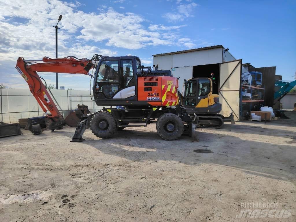Hitachi ZX 145 Escavatori gommati