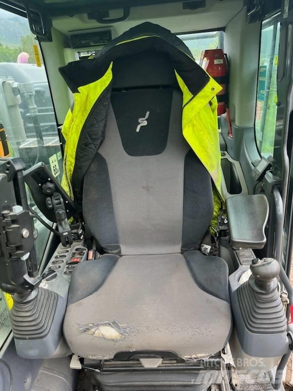 Komatsu PC 170 LC-11 Escavatori cingolati