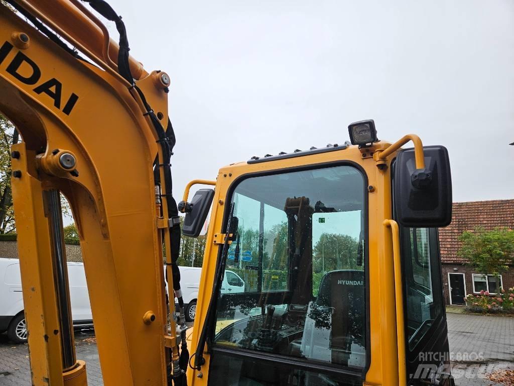 Hyundai Robex 25-9 Miniescavatori