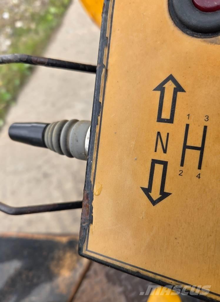 JCB 6 TST Mini dumper