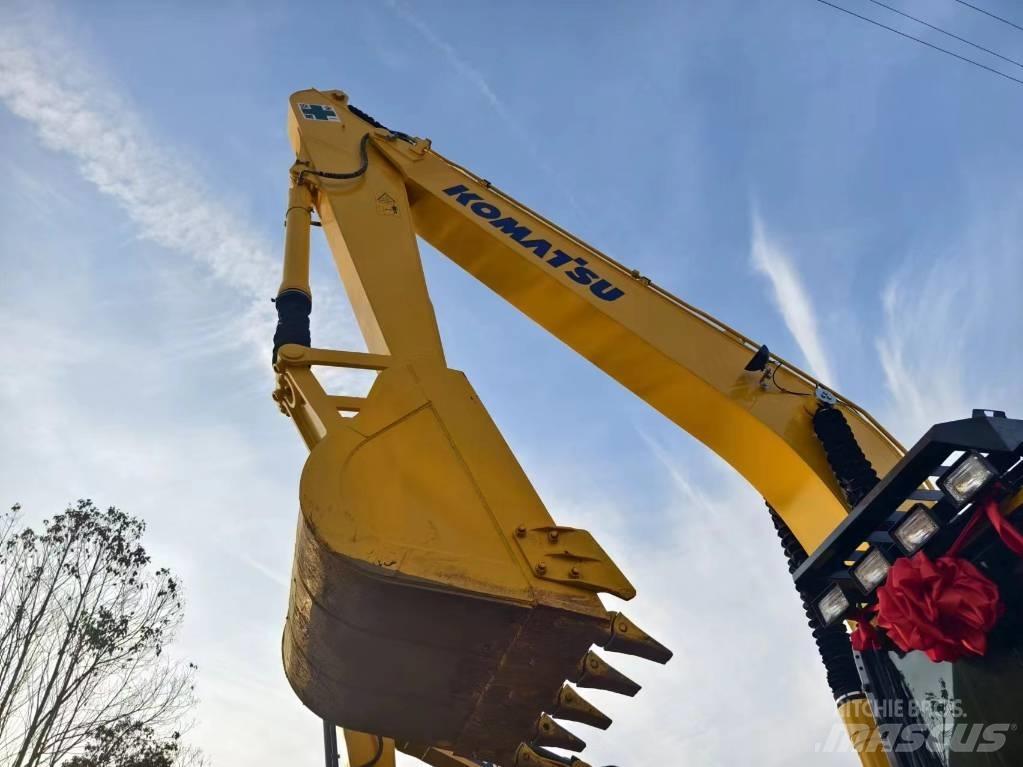 Komatsu PC240-8 Escavatori medi 7t - 12t