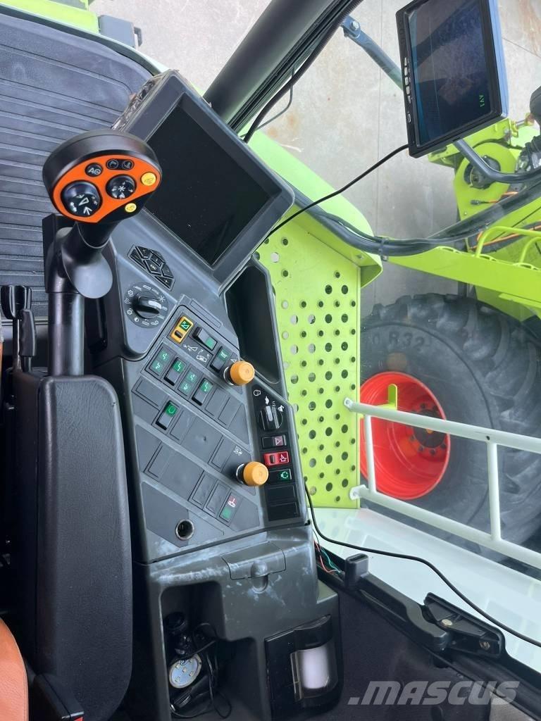 CLAAS Lexion 560 TT Mietitrebbiatrici