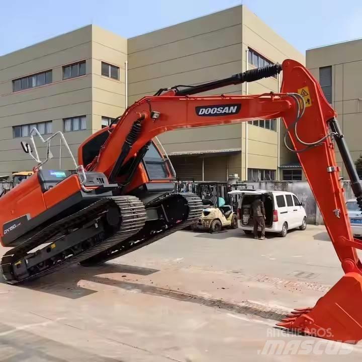 Doosan DX150 Escavatori cingolati