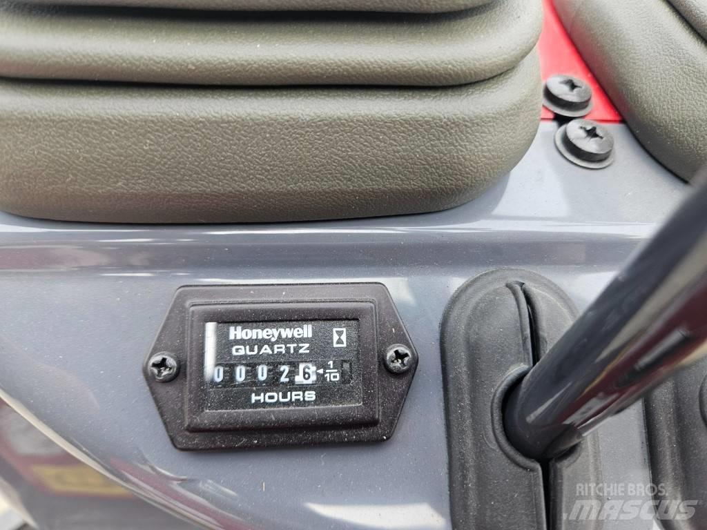 Yanmar SV08-1C Miniescavatori