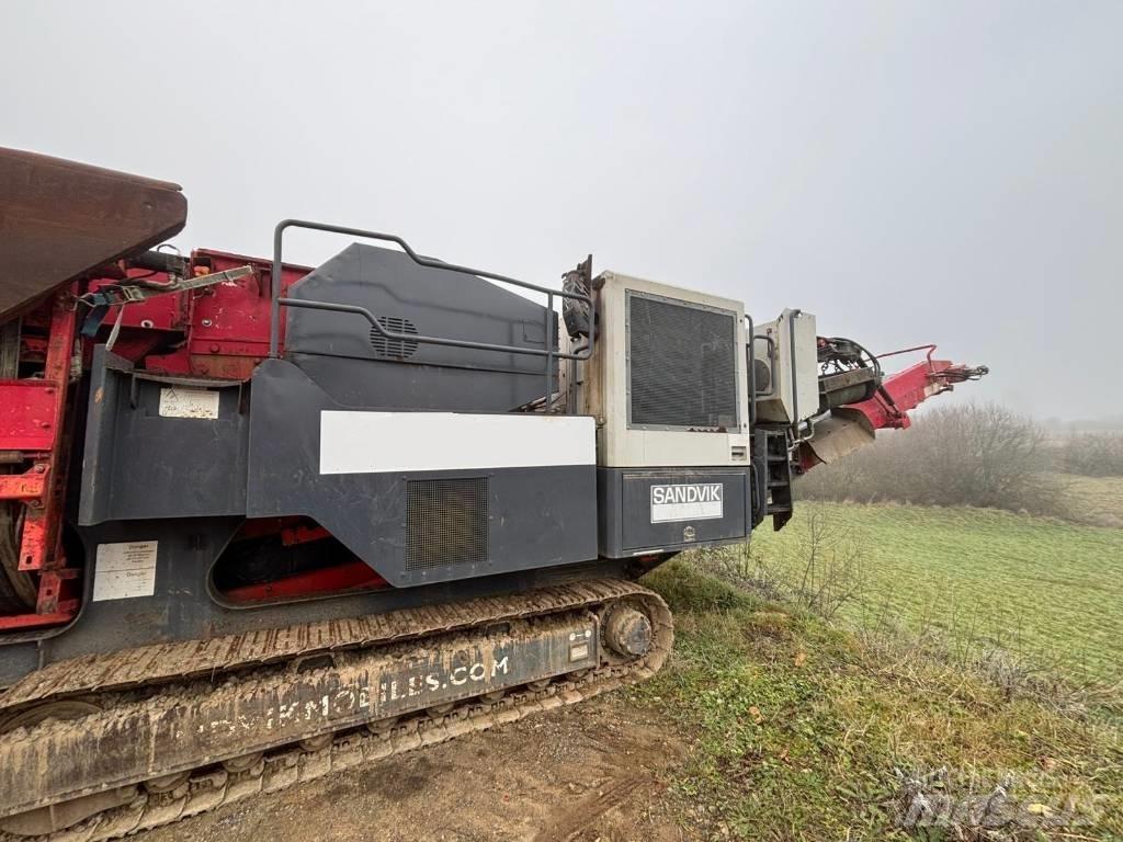 Sandvik QJ 241 Frantoi mobili