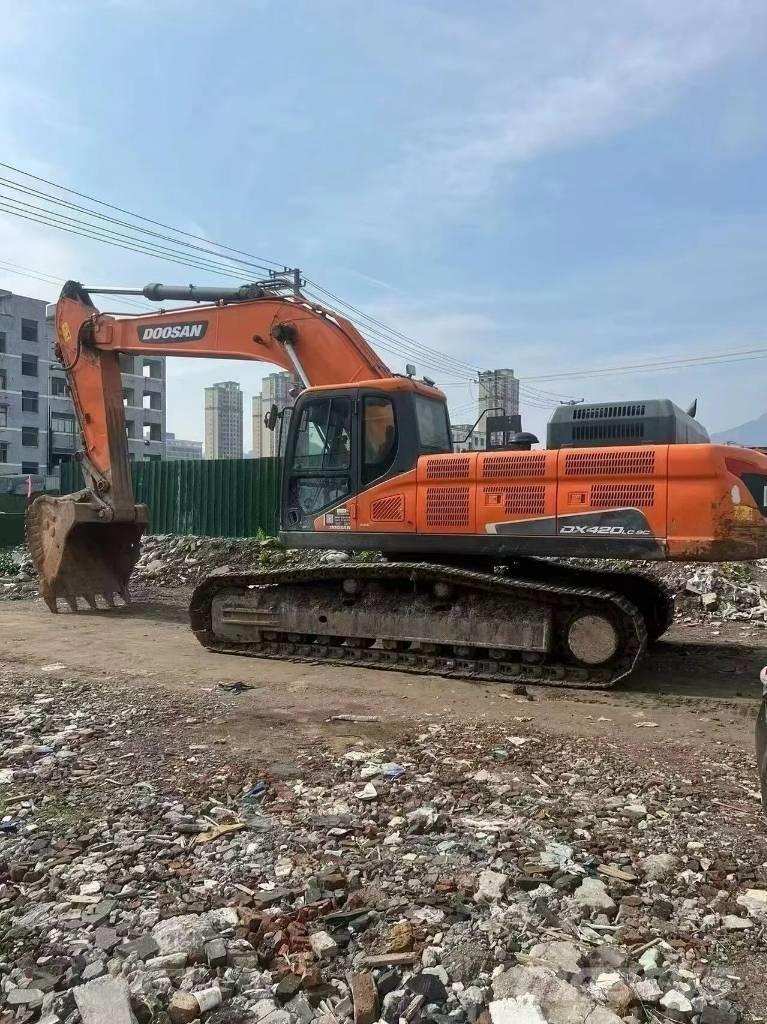 Doosan DX420LC Escavatori cingolati