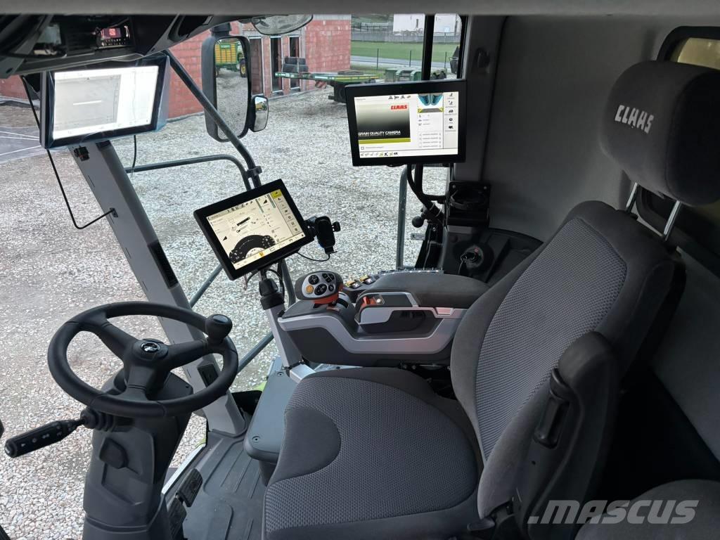 CLAAS Lexion 8900 TT Mietitrebbiatrici