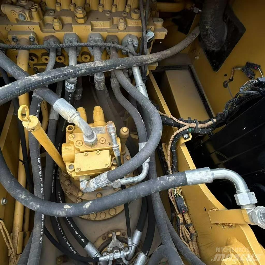 CAT 320 GC Escavatori cingolati