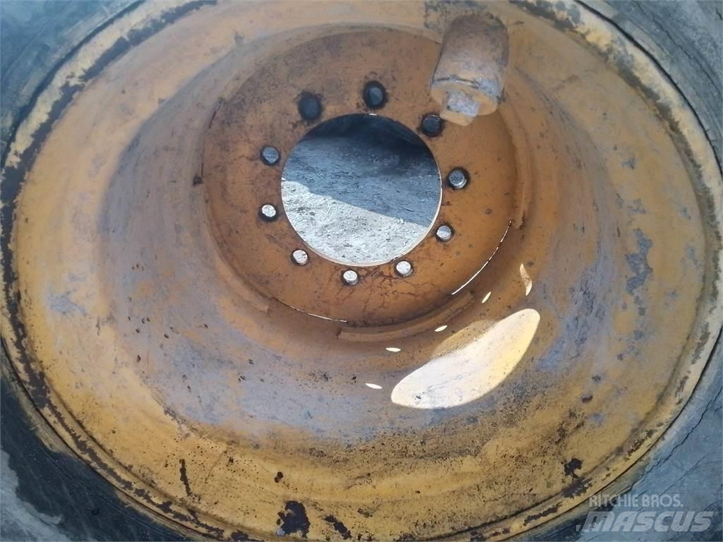 Ösa 250 24x26,5 Pneumatici, ruote e cerchioni