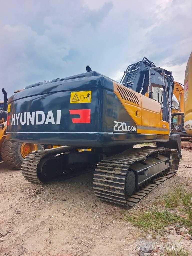 Hyundai 220LC-9S Escavatori cingolati