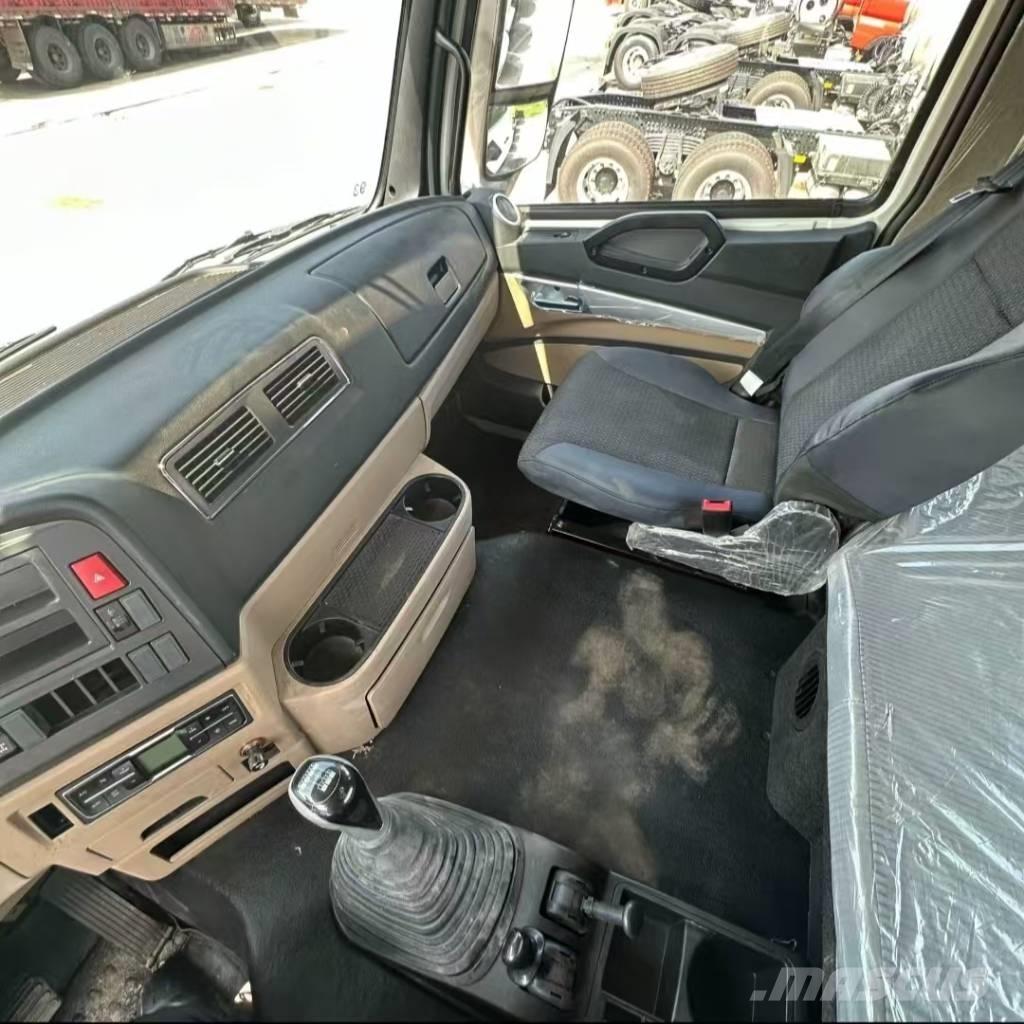 Howo 371 8x4 Camion ribaltabili
