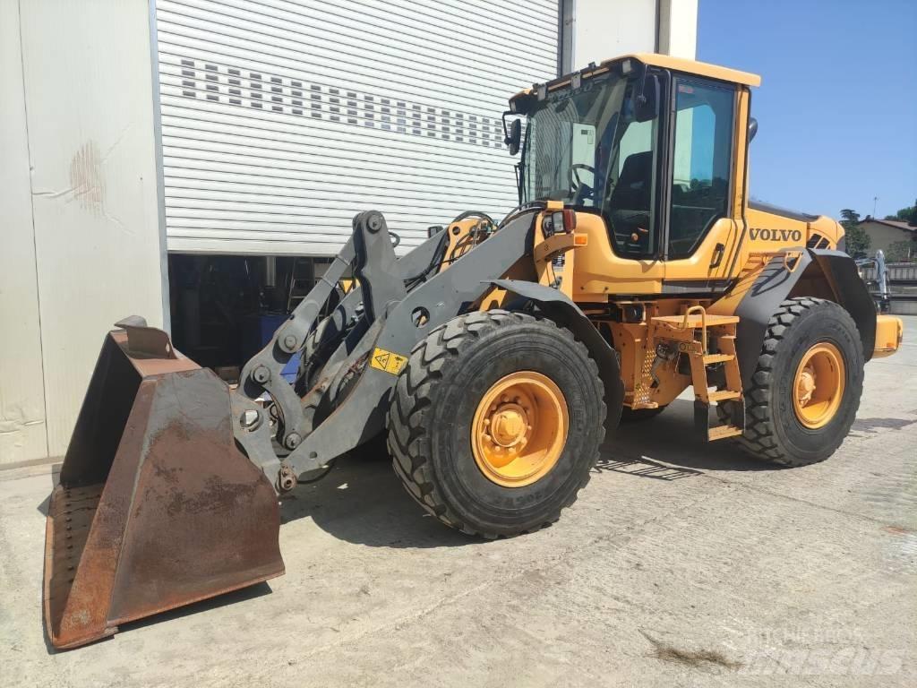 Volvo L 60 F Pale gommate