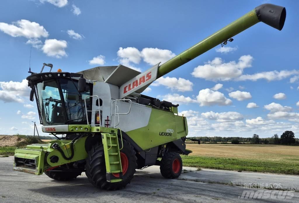 CLAAS Lexion 670 Mietitrebbiatrici