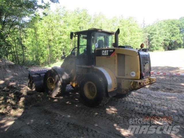 CAT 924 Pale gommate