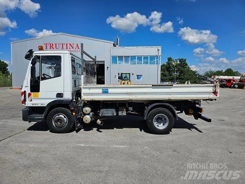 Iveco 80E 18 Camion con sponde ribaltabili