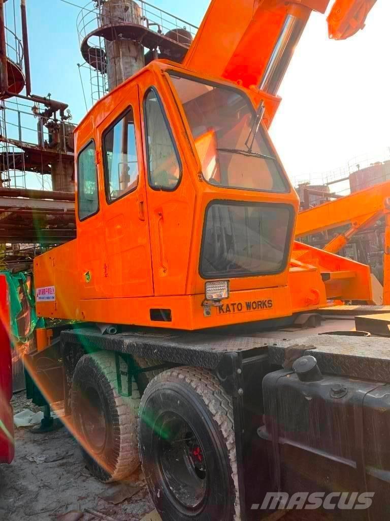 Kato NK 250 E Gru per tutti i terreni