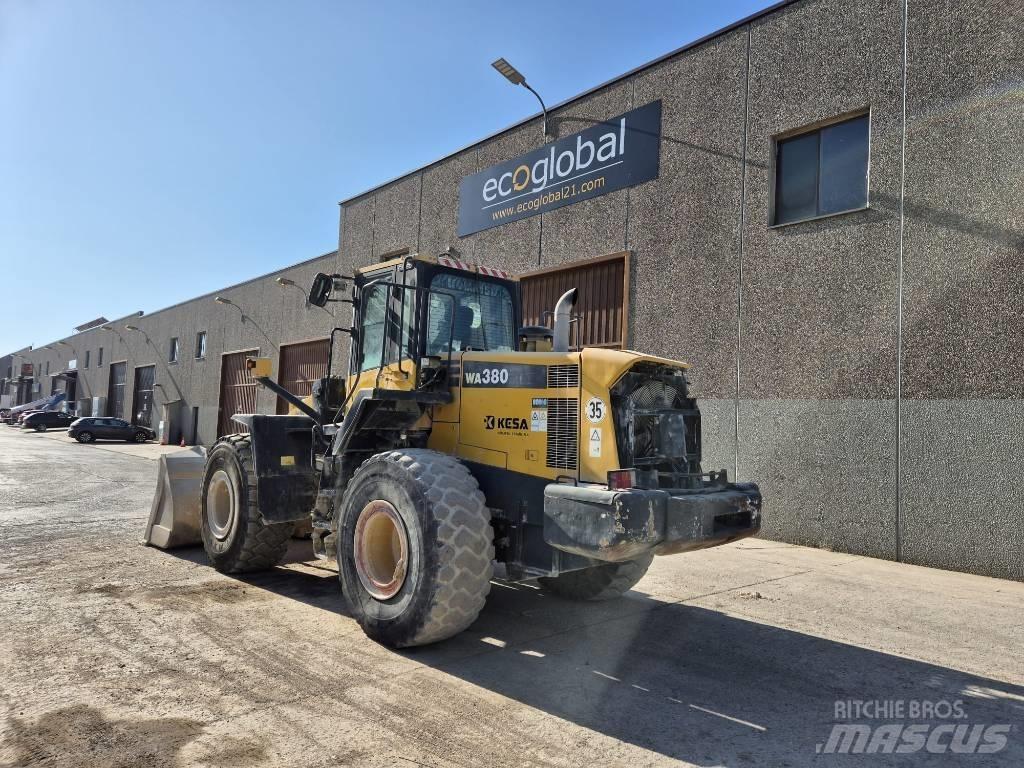 Komatsu WA 380-6 Pale gommate