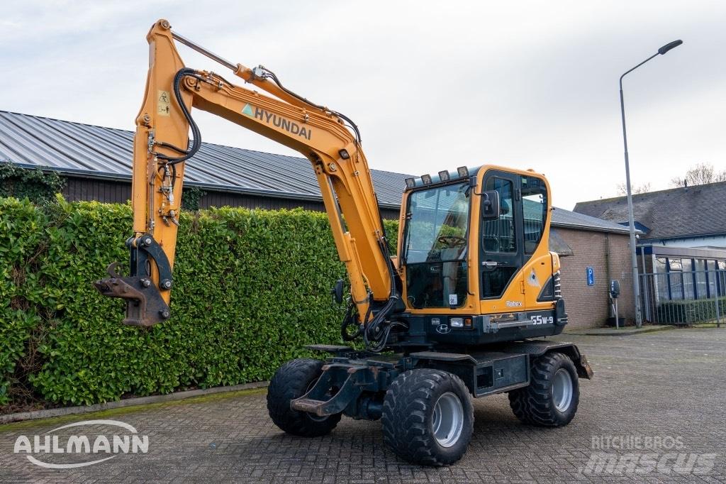 Hyundai R55W-9A Escavatori gommati