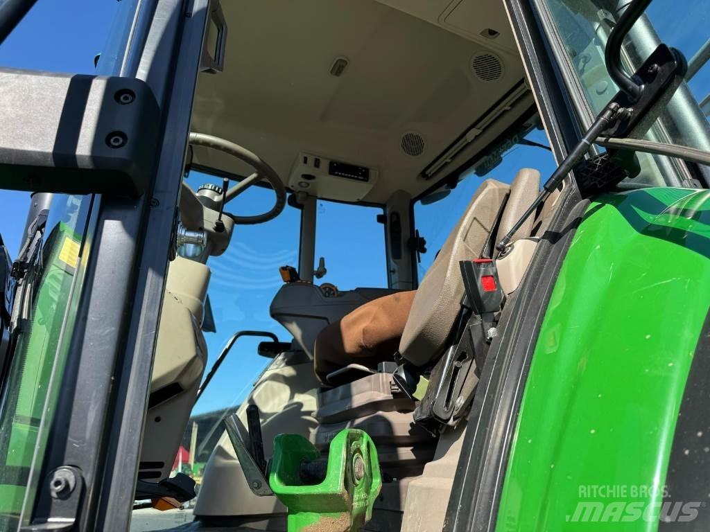 John Deere 6155M Trattori