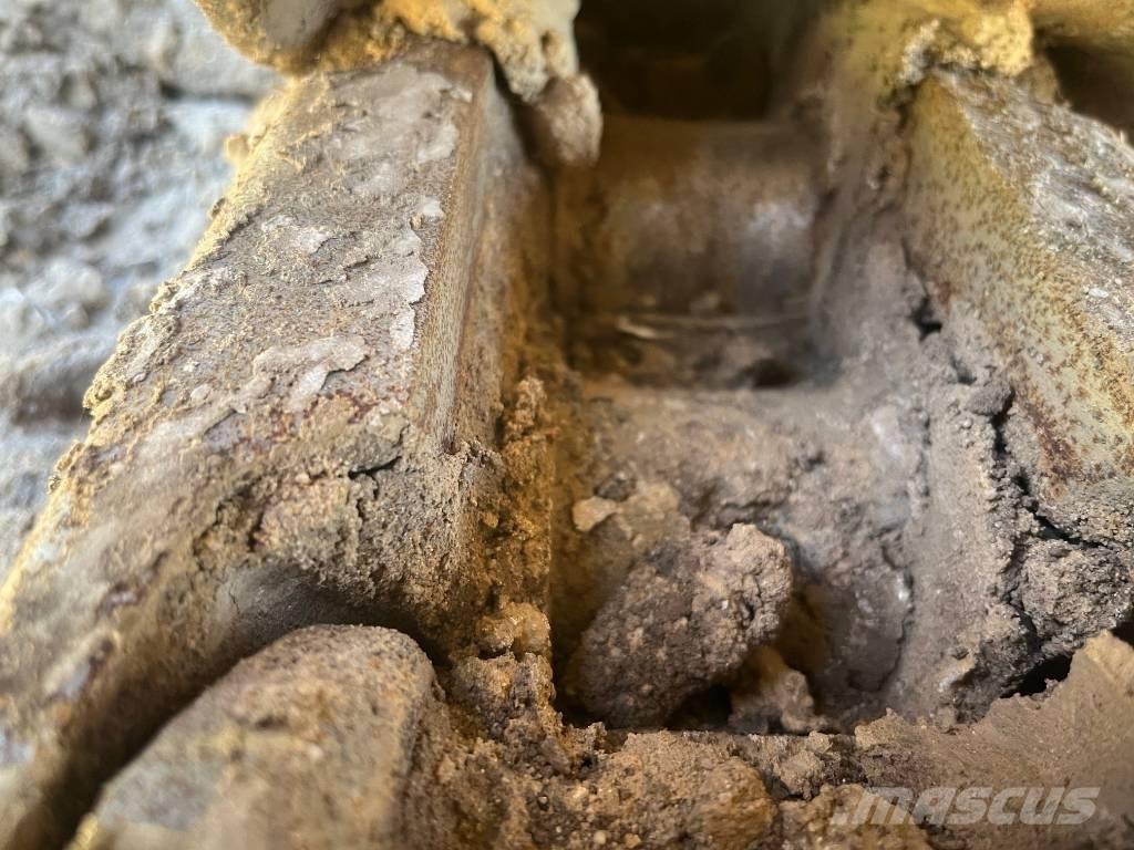 Komatsu PC 240 LC-8 Escavatori cingolati