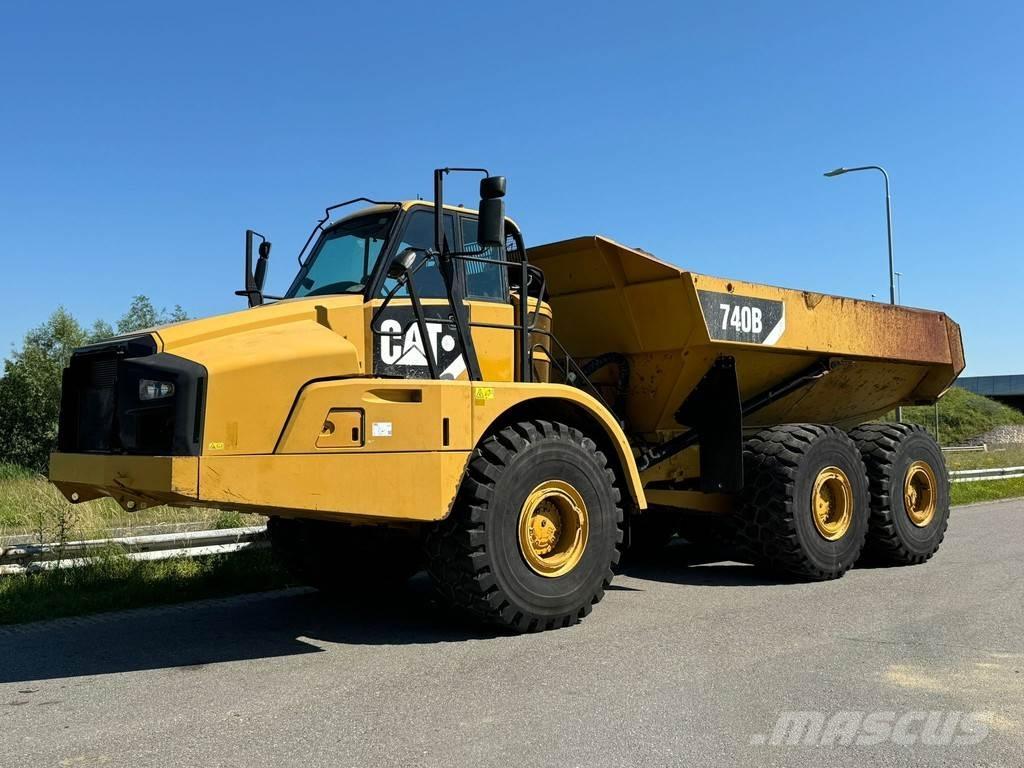 CAT 740B Dumpers articolati