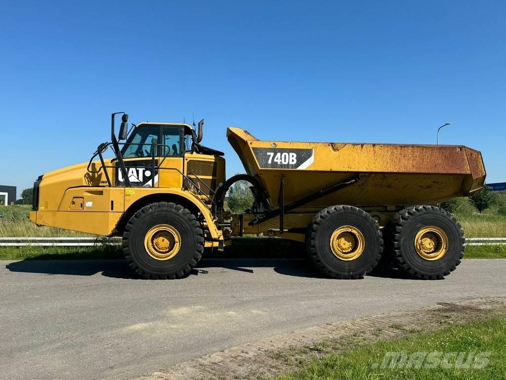CAT 740B Dumpers articolati