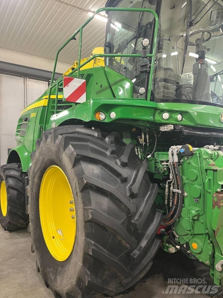 John Deere 8300i Trince semoventi