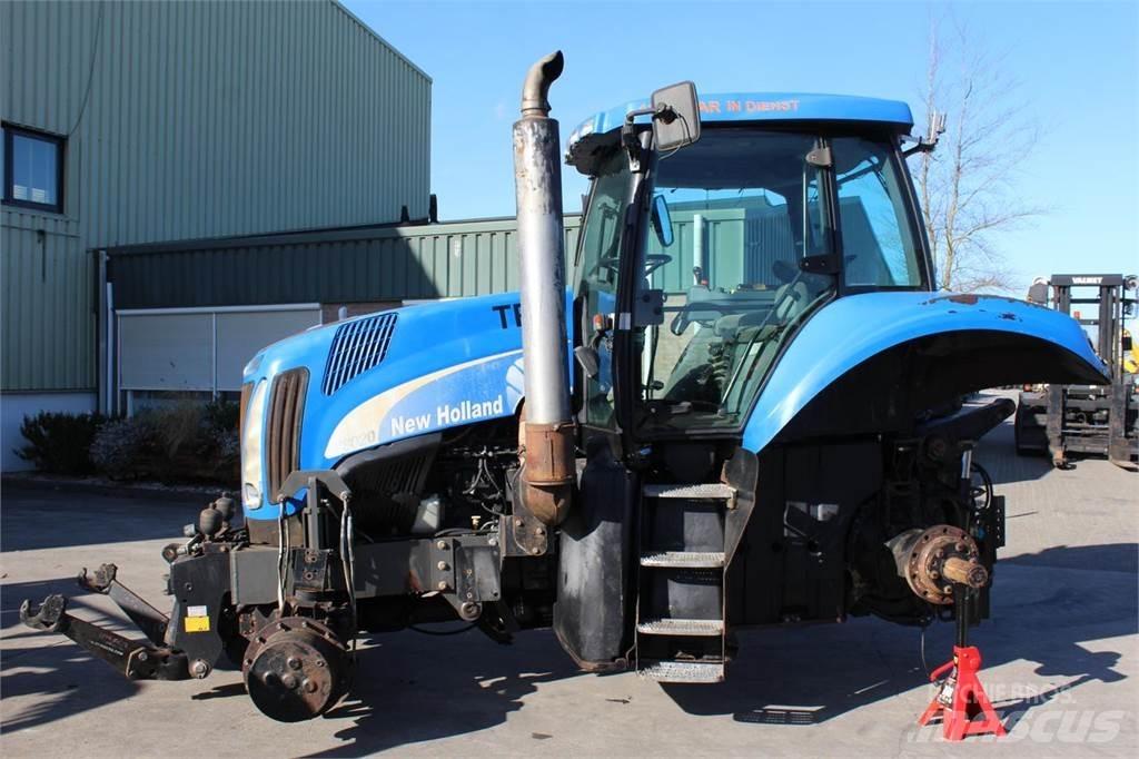 New Holland T8020 Trattori