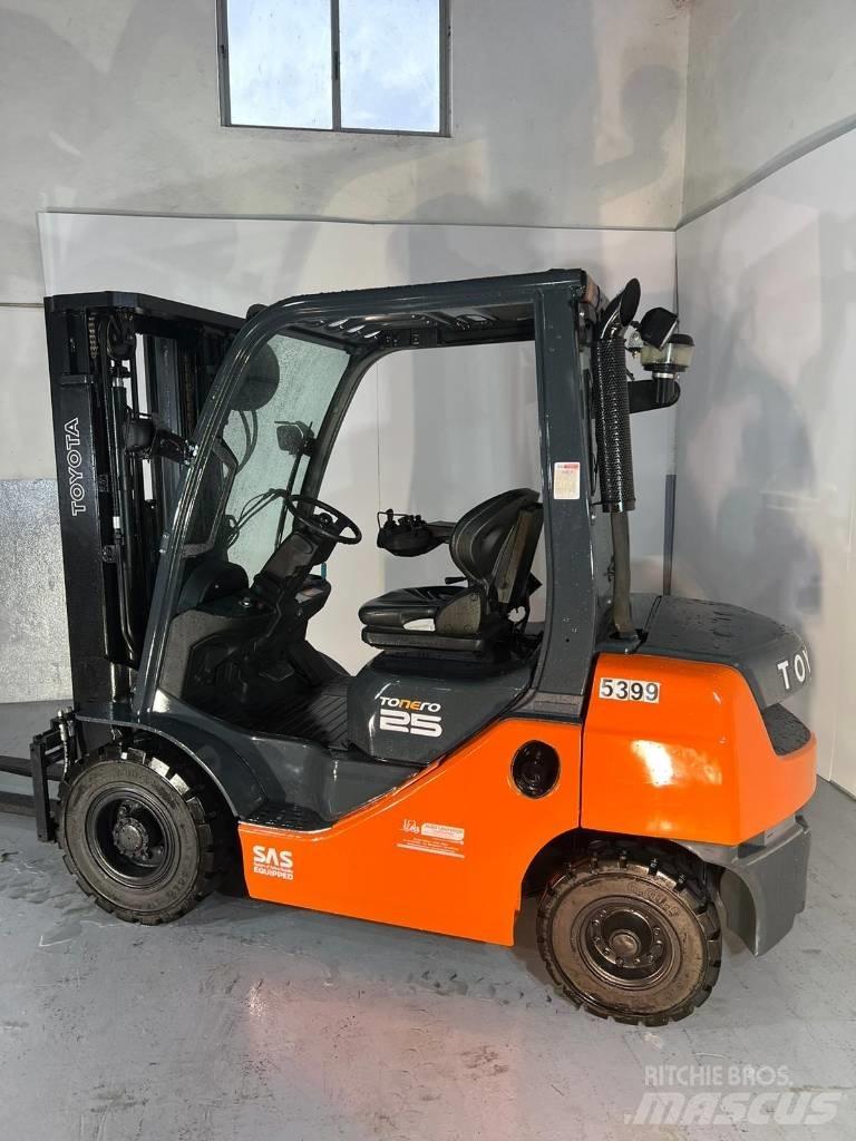 Toyota 02-8 FD F 25 Carrelli elevatori diesel