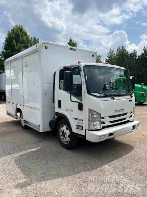 Isuzu NRR Camion per la consegna bevande