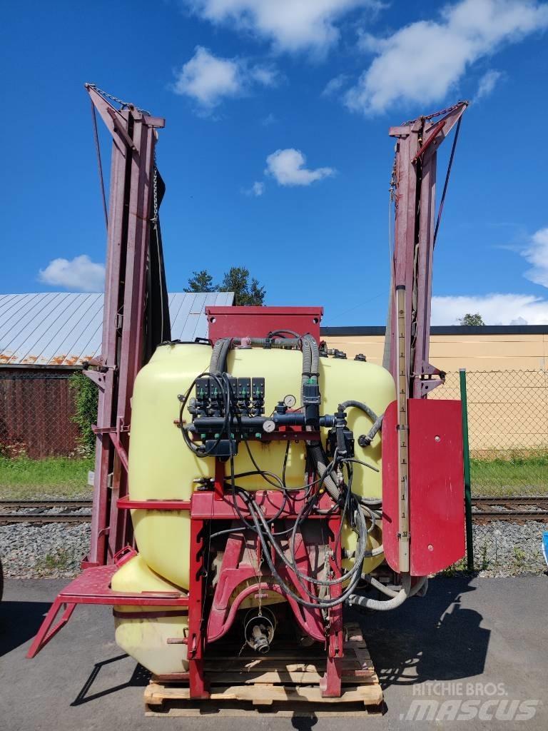 Hardi Master Twin Irroratori montati