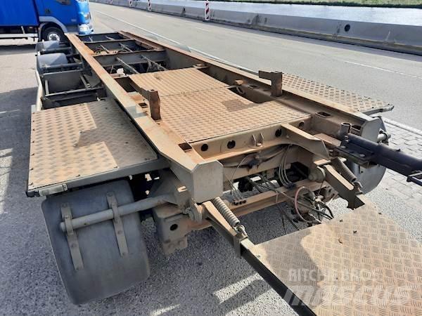 Floor FLA-3-101 Semirimorchi portacontainer