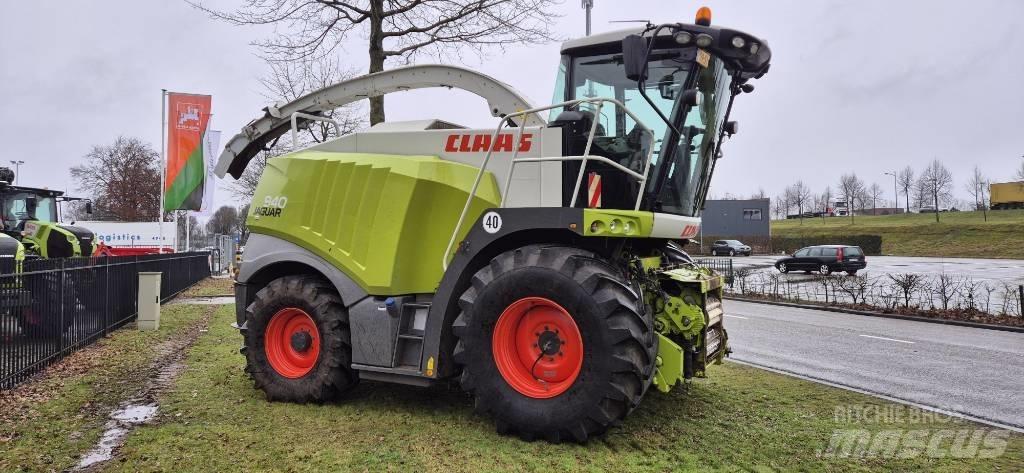 CLAAS Jaguar 940 Trince semoventi