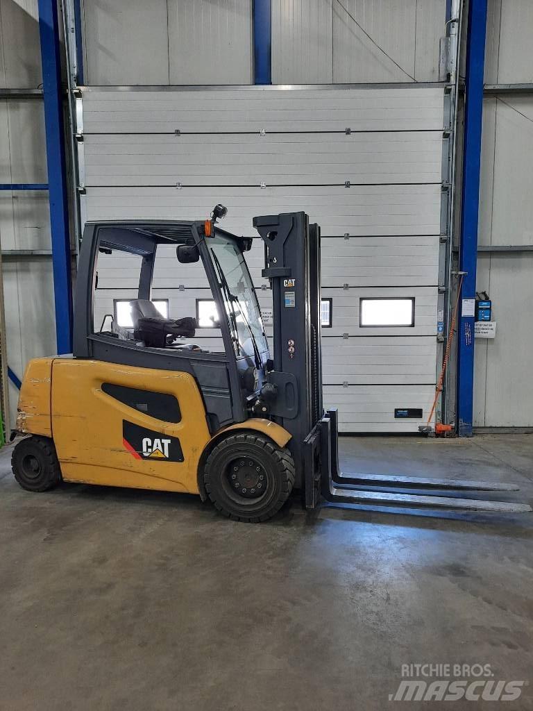 CAT EP50 2 Carrelli elevatori elettrici