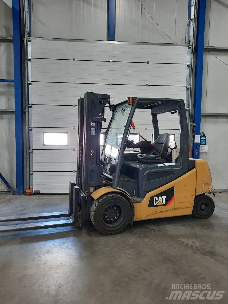 CAT EP50 2 Carrelli elevatori elettrici