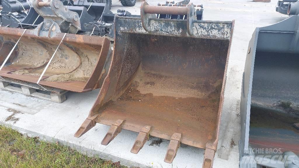 Komatsu PW160-8 Escavatori gommati