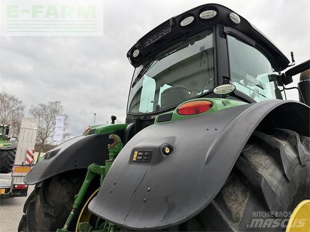 John Deere 6250 r Trattori