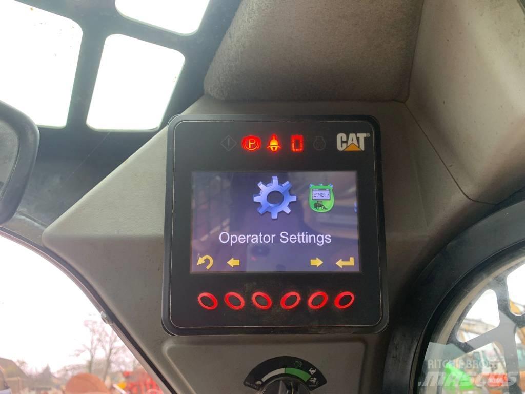 CAT 277 D Mini Pale Gommate