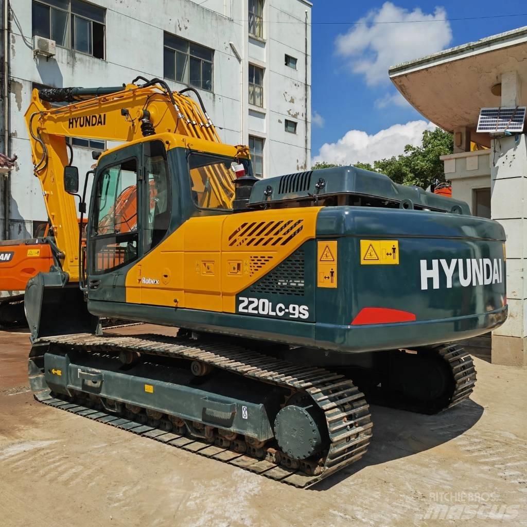 Hyundai R220LC-9S Escavatori cingolati