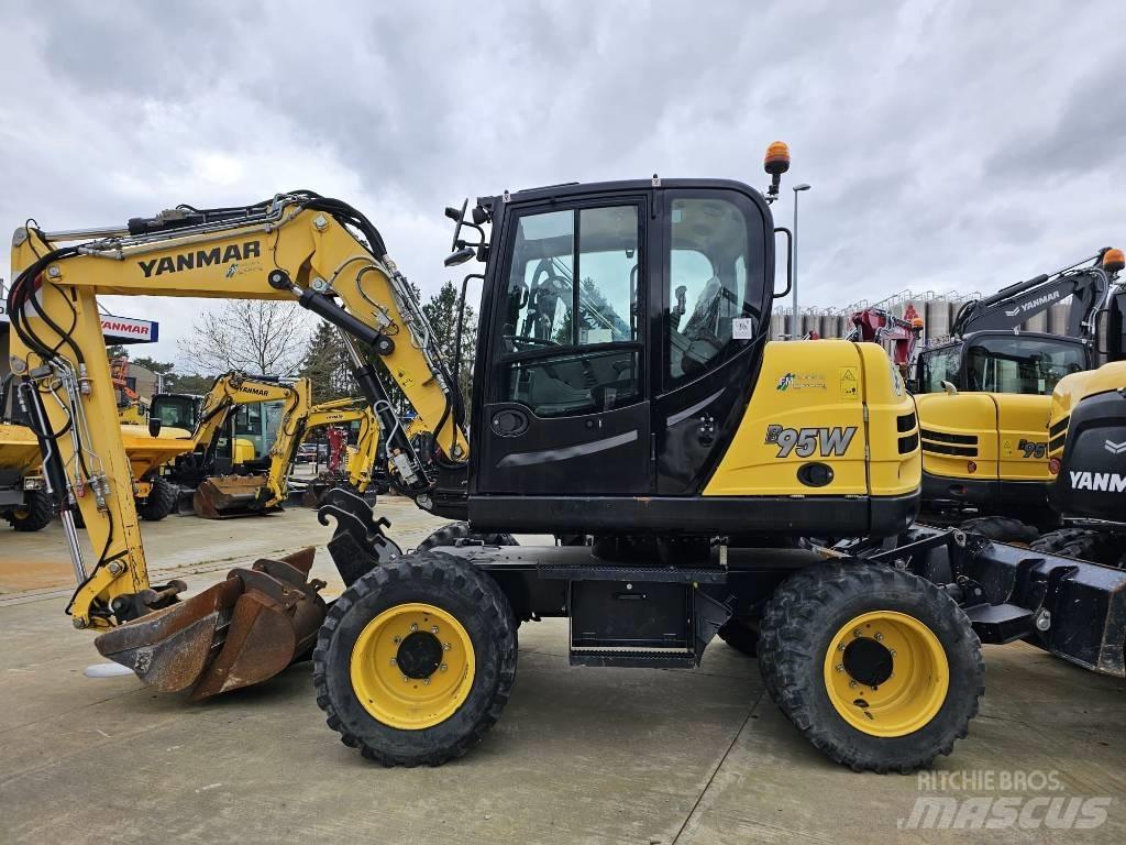 Yanmar B 95 W Escavatori gommati