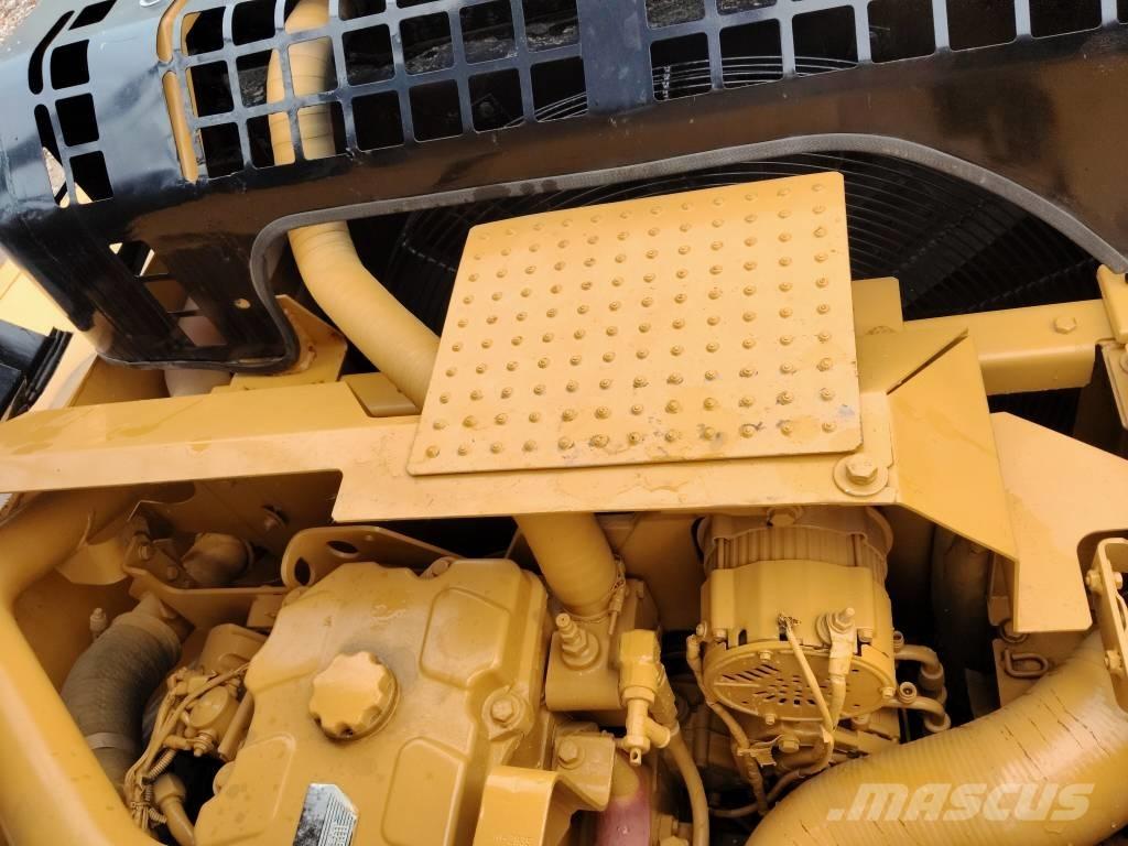 CAT 330 D Escavatori cingolati