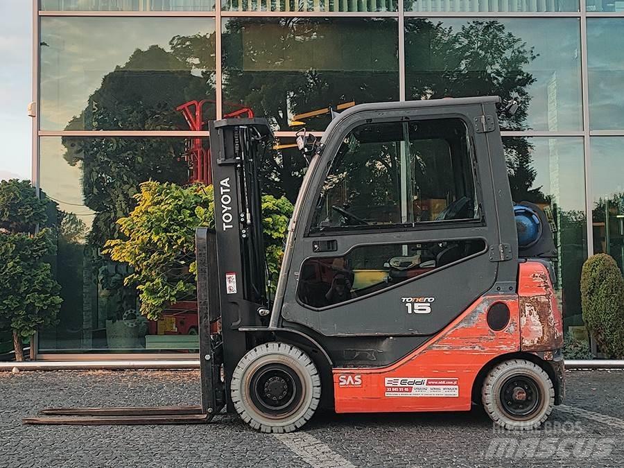 Toyota 02-8FGF15 Carrelli elevatori GPL