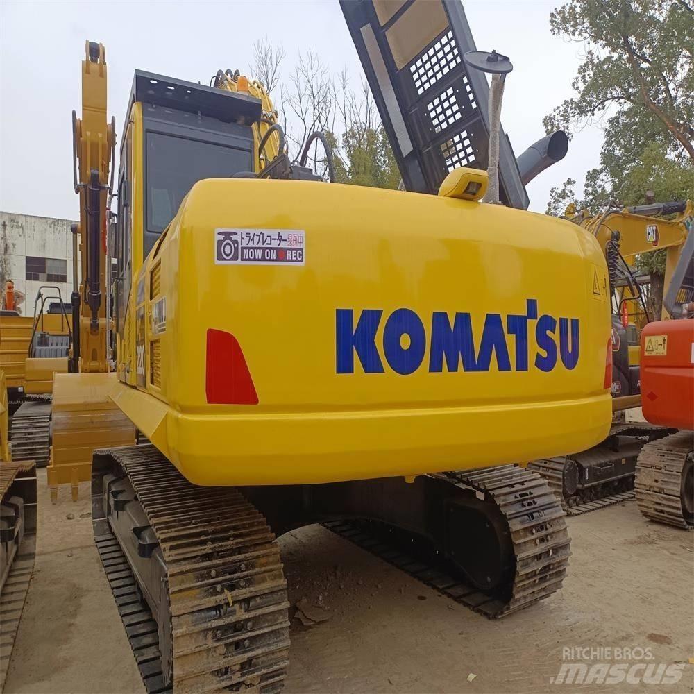 Komatsu PC 220 Escavatori cingolati