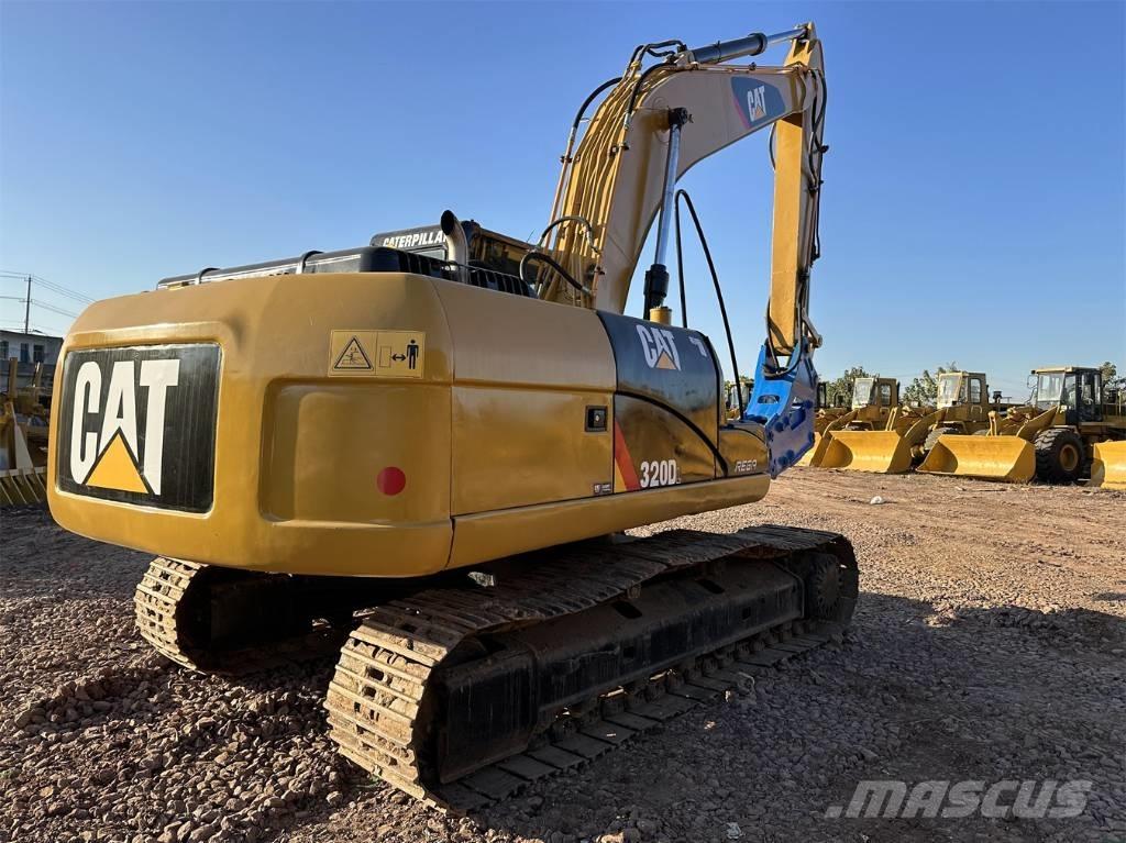 CAT 320 D L Escavatori cingolati
