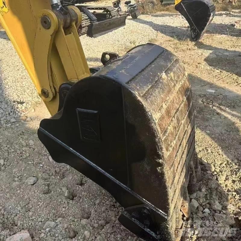 CAT 307E2 Escavatori cingolati
