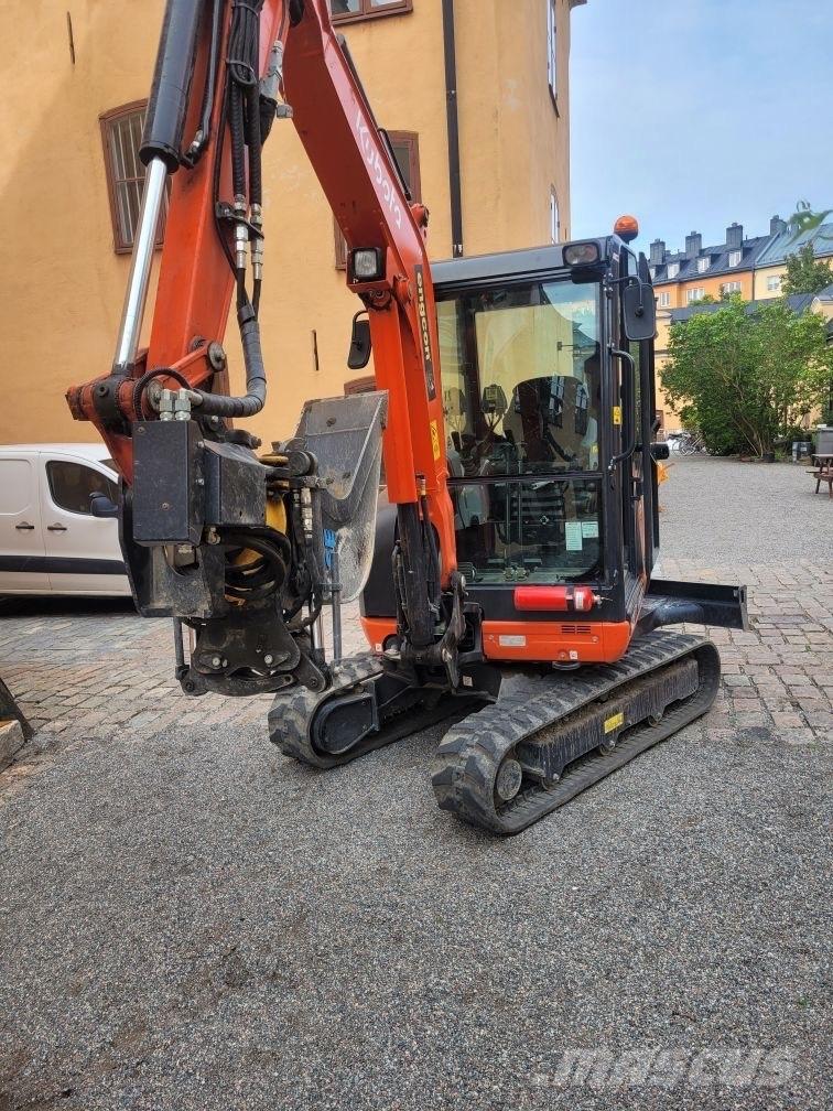 Kubota KX 027 Miniescavatori
