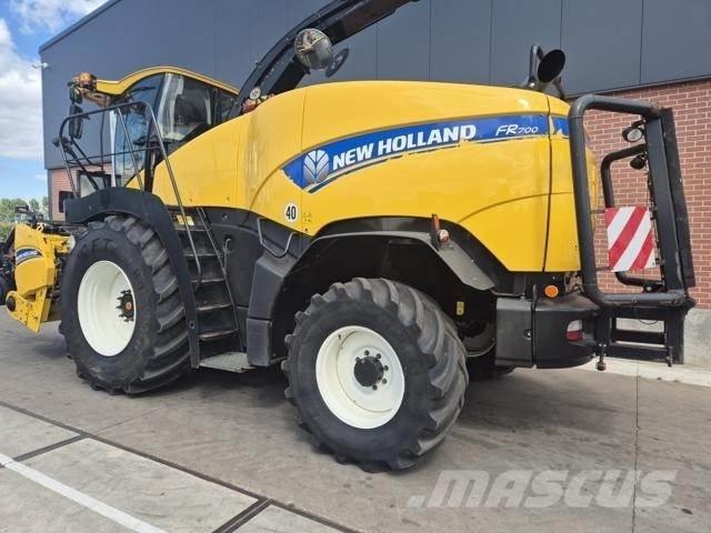 New Holland FR700 Trince semoventi