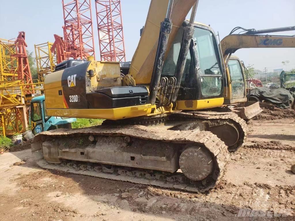 CAT 320 D Escavatori cingolati